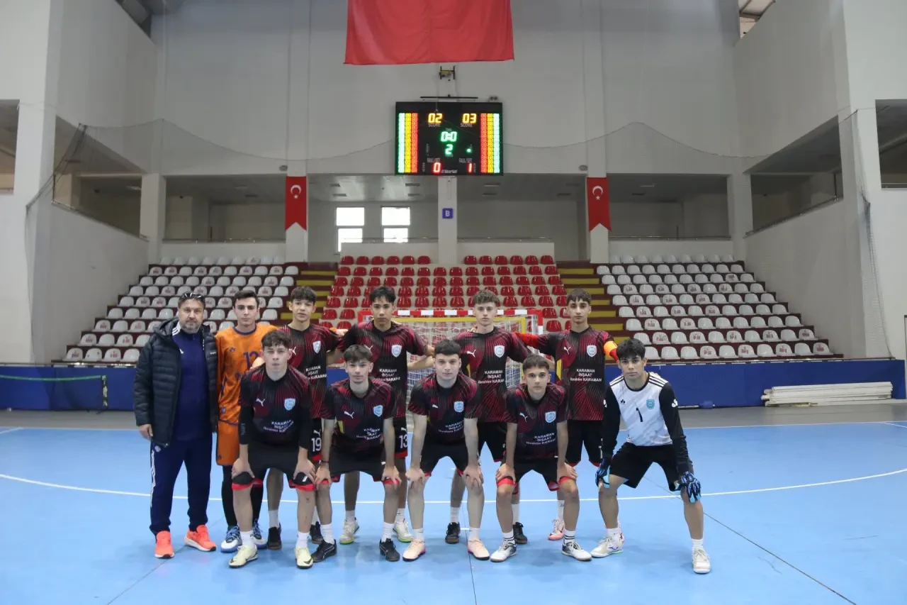 Amasya’da Okul Sporları Futsal Müsabakaları Başladı 1