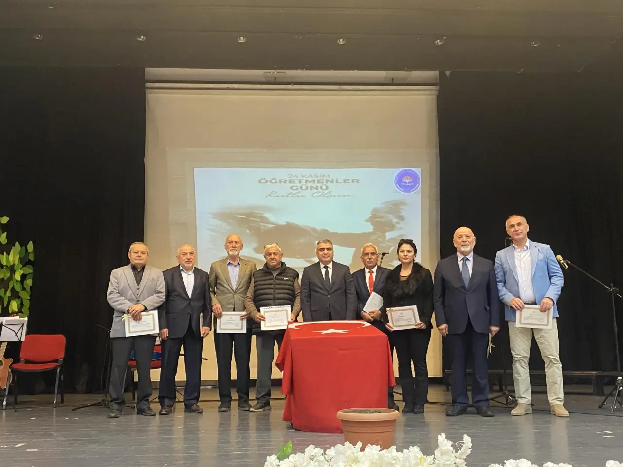 Merzifon’da Öğretmenler Günü Coşkusu 5