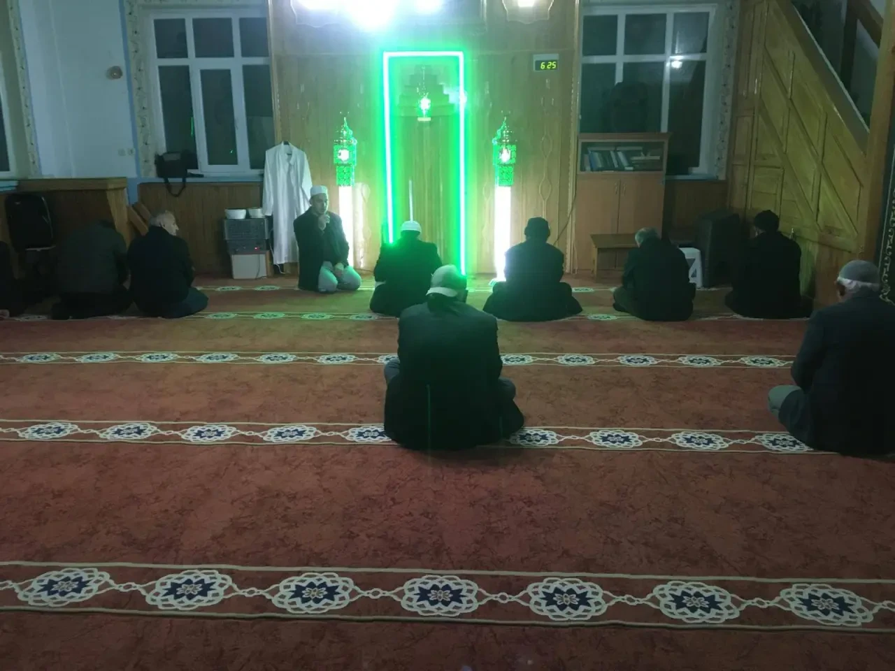 Taşova’da Sabah Namazı Buluşması Manevi Huzurla Gerçekleşti 3