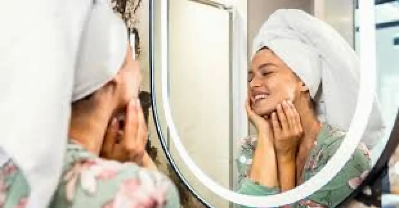 Kadınlar İçin Gece Cilt Bakım Rutini: Daha Sağlıklı ve Canlı Bir Cilt İçin İpuçları 1