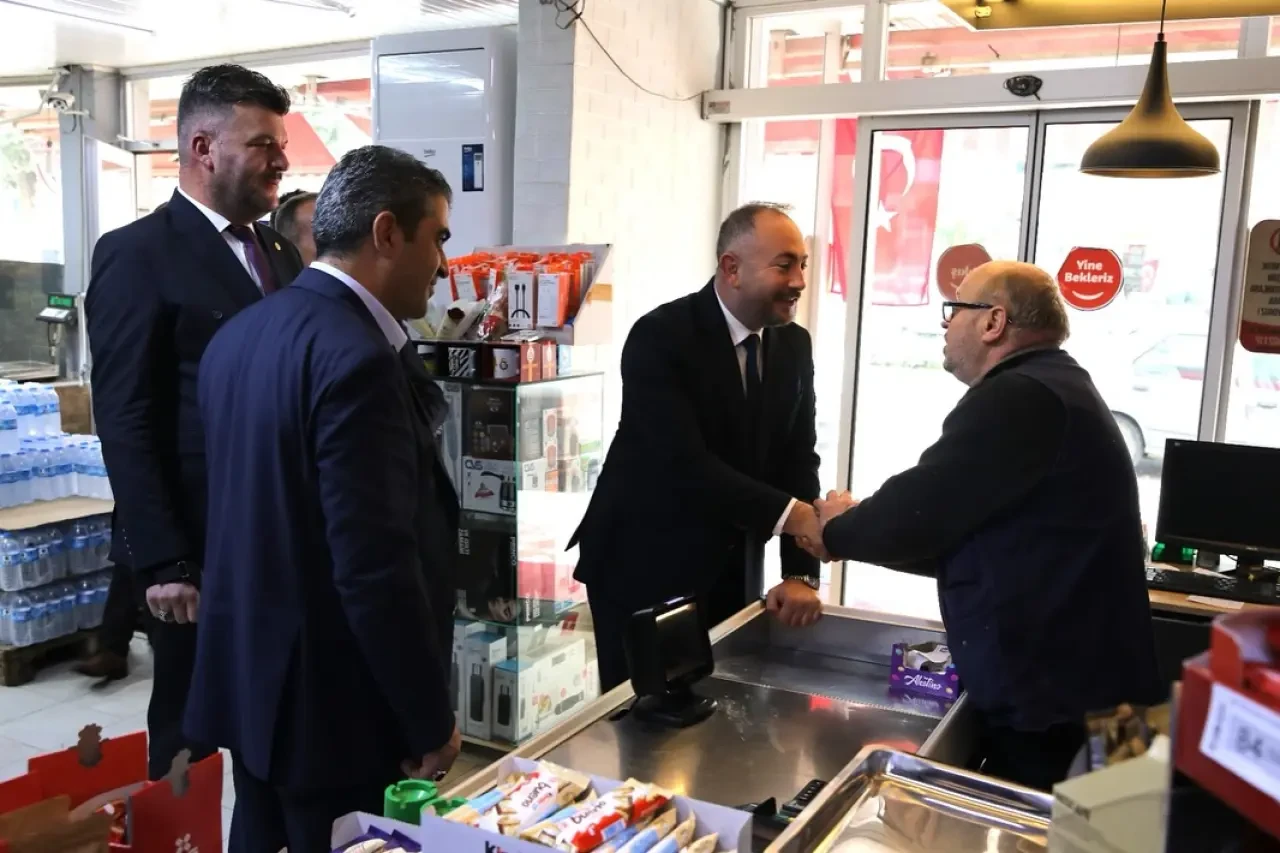 Başkan Uzun Esnafın Yanında 3