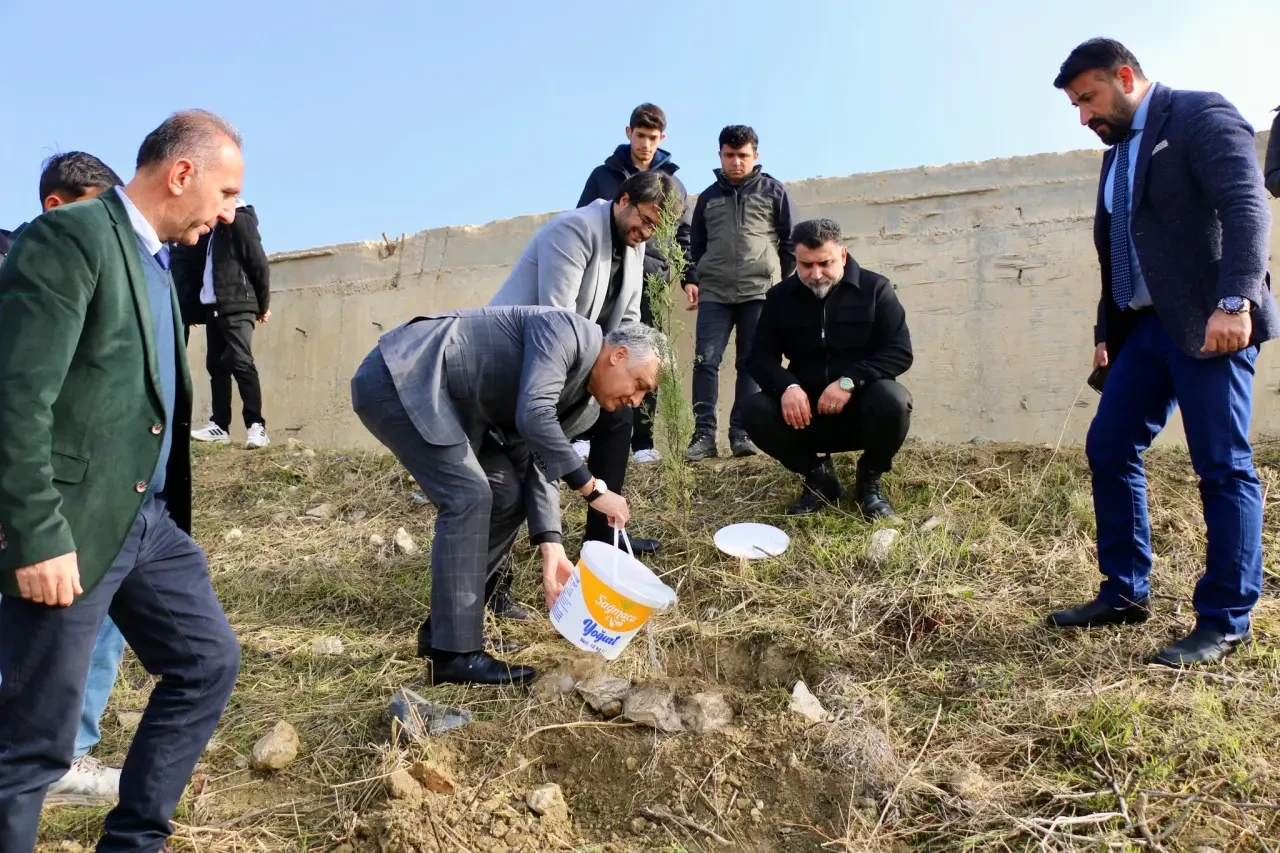Amasya’da Şehitler İçin Binlerce Nefes Filizlendi 4