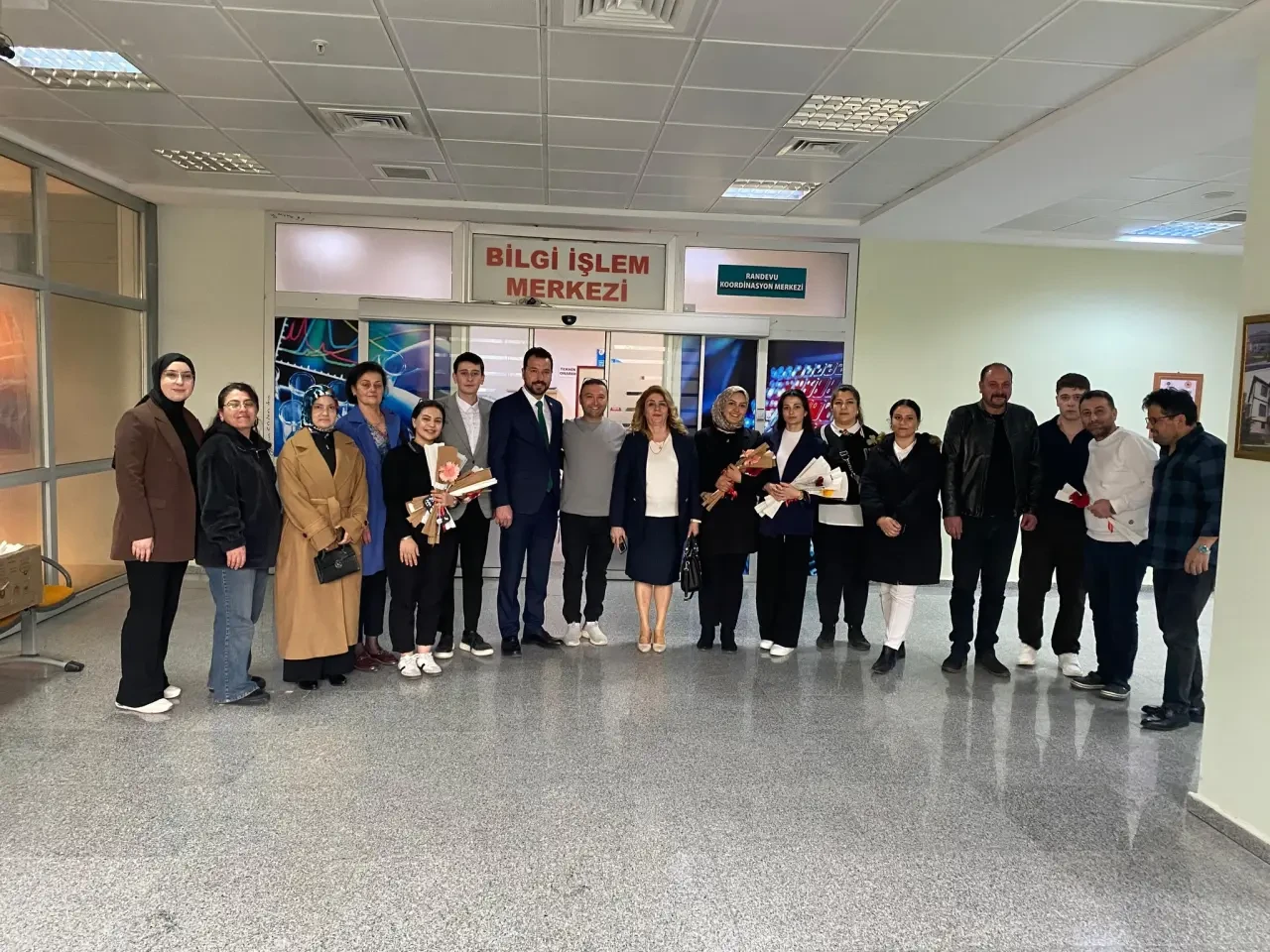 AK Parti’den Tıbbi Sekreterlere Anlamlı Ziyaret 1