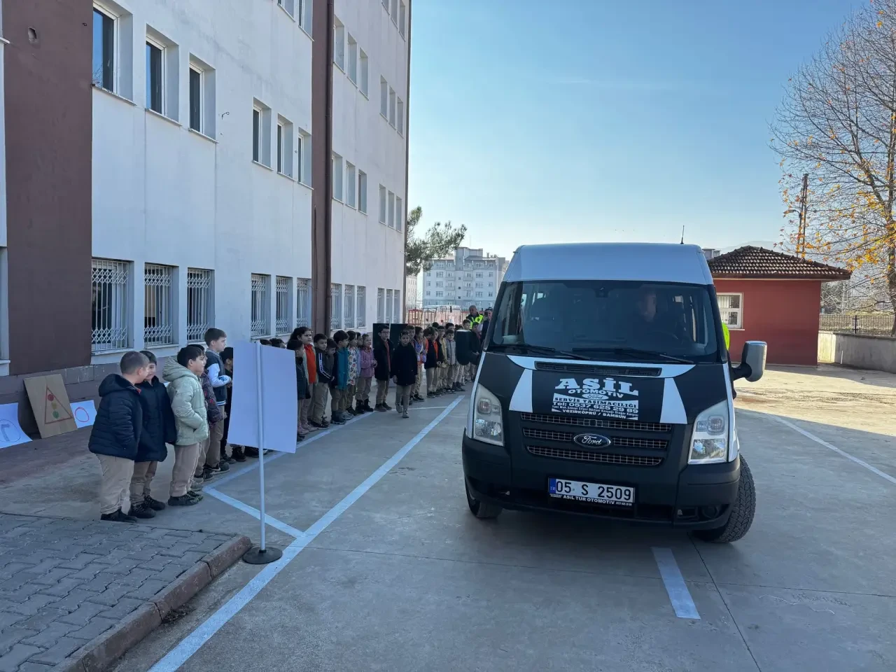 Gümüşhacıköy’de Öğrencilere Trafik Eğitimi 4