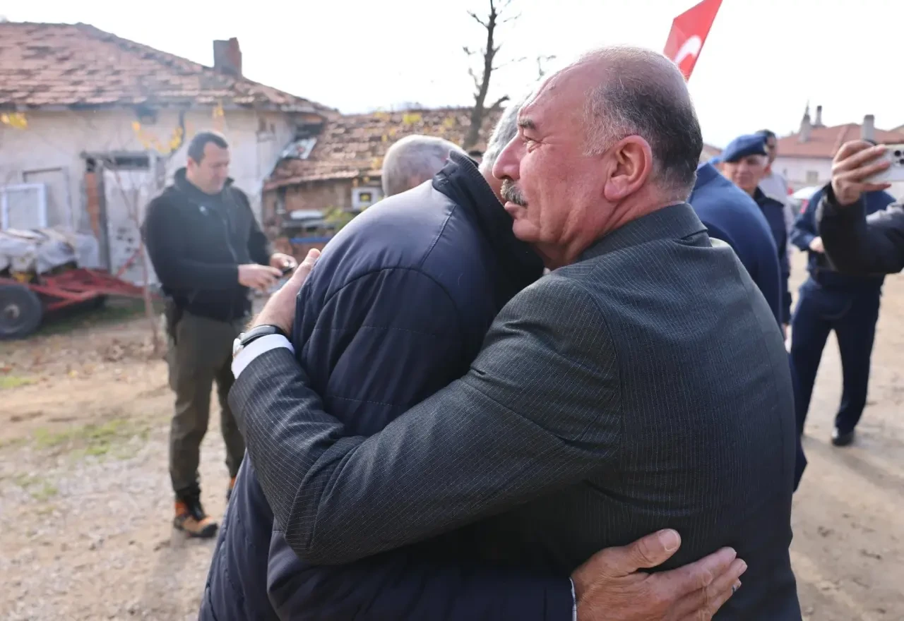 Merzifon’da Şahadet Belgesi Aileye Gözyaşlarıyla Takdim Edildi 3