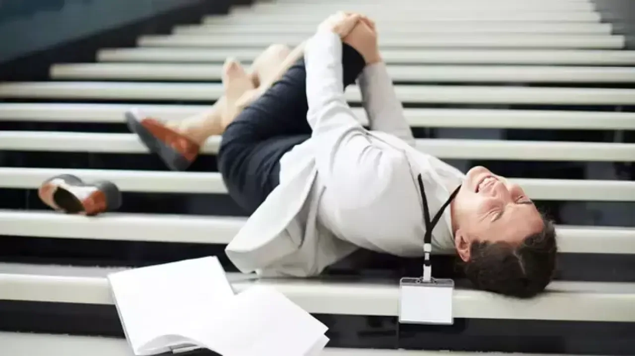 Rüyada Düşmek Ne Anlama Gelir? En Çok Görülen Rüyaların Mesajları… 1