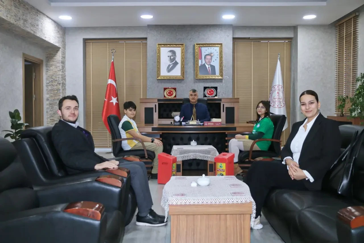 Hokey Başarısı İl Müdüründen Tam Not Aldı 2