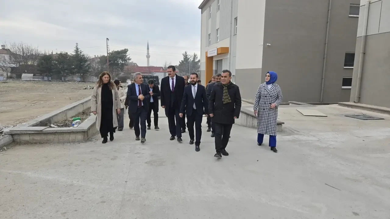 Suluova’da Eğitim Yatırımları Yerinde İncelendi 9