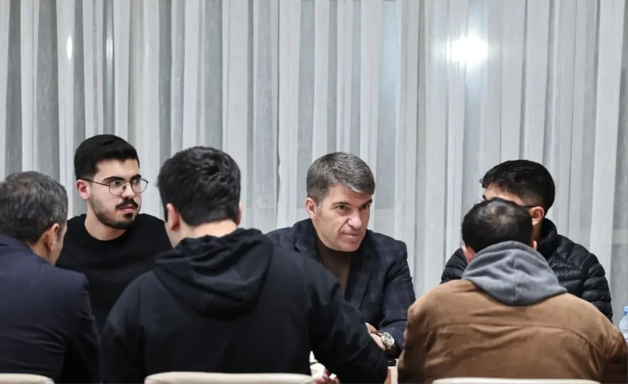 Gençlerin Soruları, Vali Bakan’ın Yanıtları 5