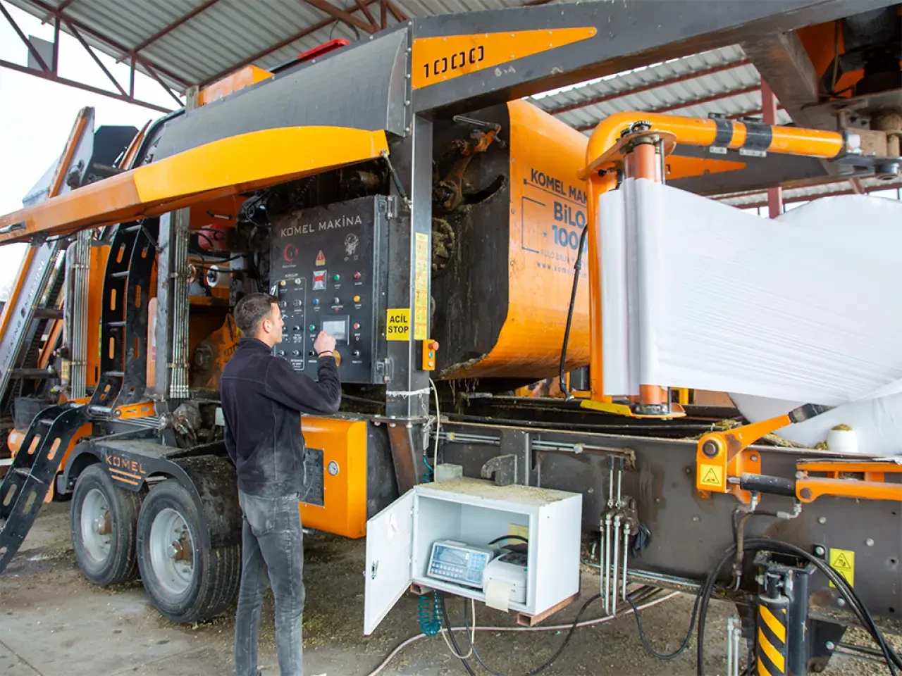 Amasya DSYB’de TMR Karma Yem Çalışmaları Aralıksız Sürüyor 5