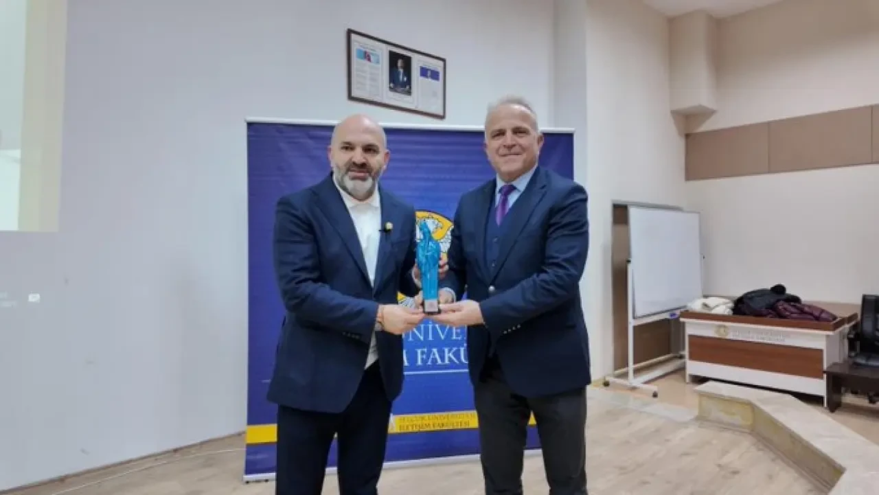 RTÜK Üyesi Davulcu Öğrencilerle Buluştu 4