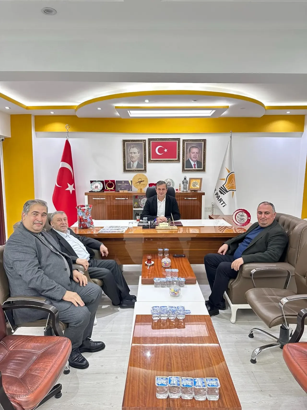 AK Parti Amasya İl Başkanlığı’nda Ziyaretler 3