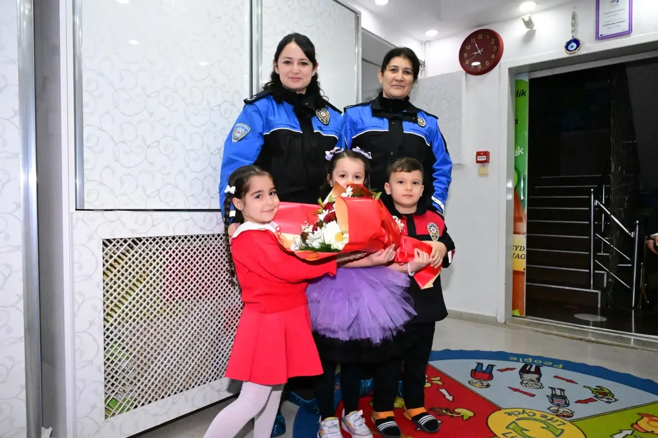 Minik Defne’nin Daveti Karşılıksız Kalmadı 7