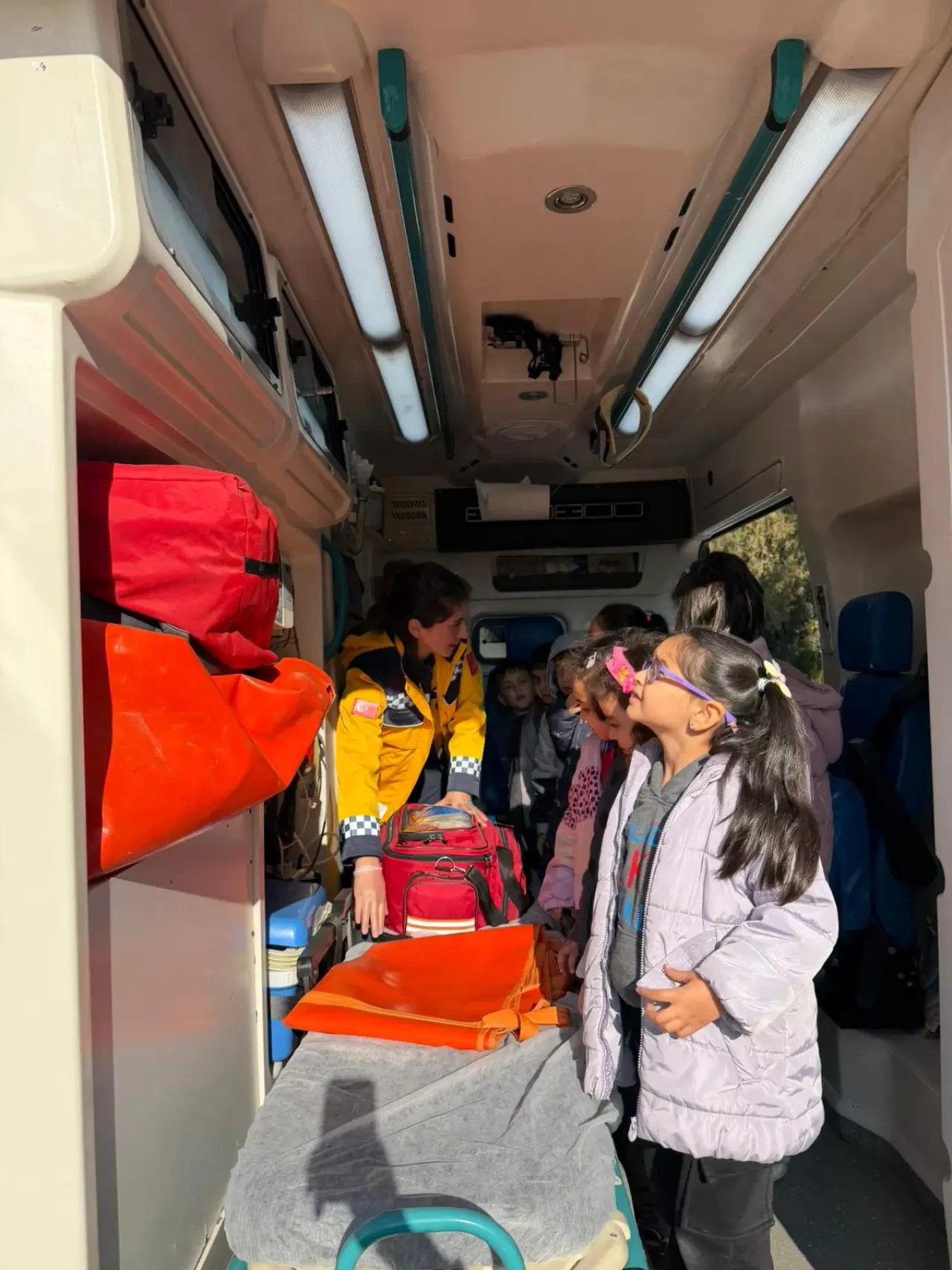 Suluova’da Minik Öğrencilere “Yaşama Yol Ver” Eğitimi 4