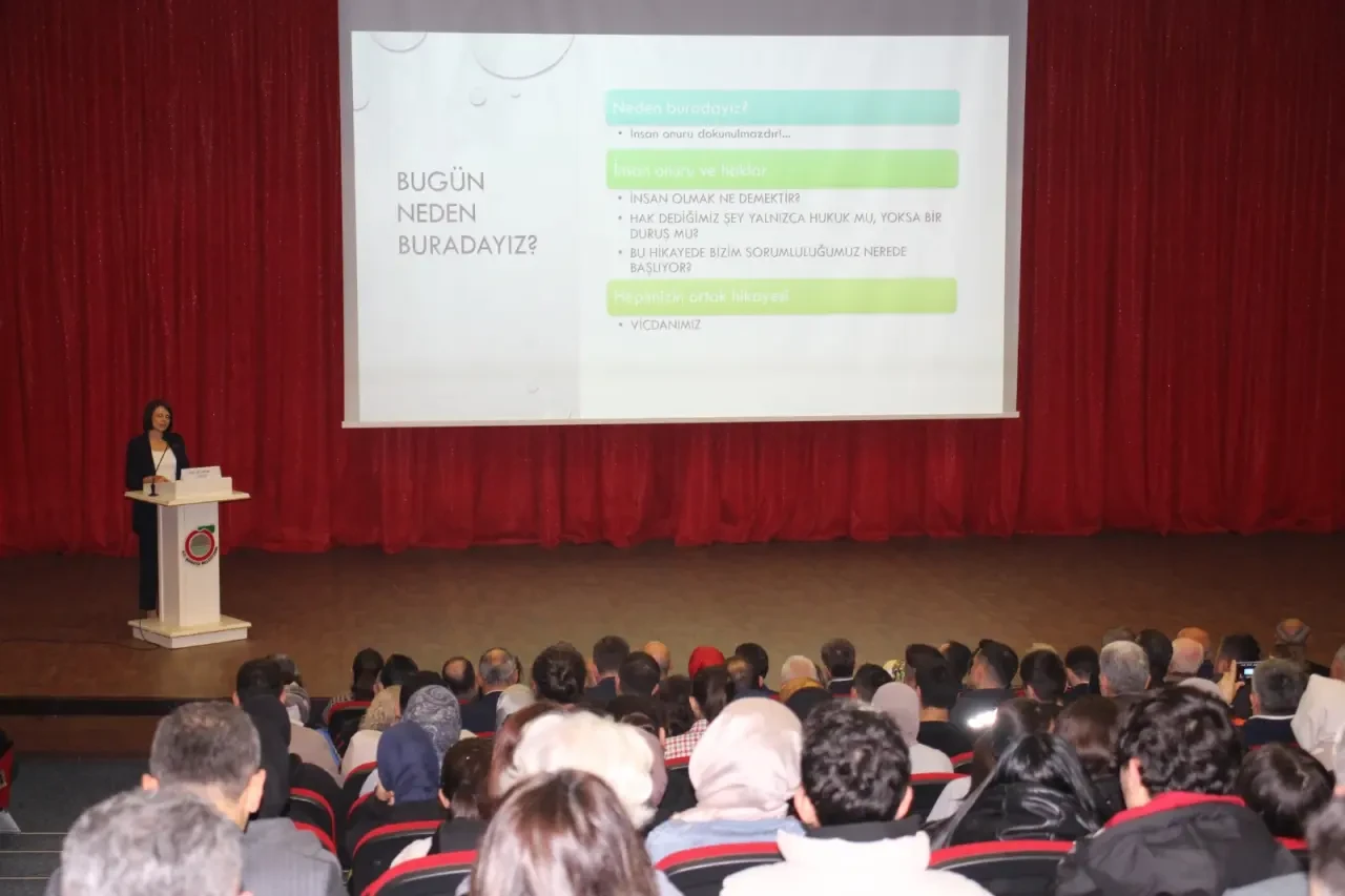 Çiçekli: “İnsan hakları bir duruştur” 2