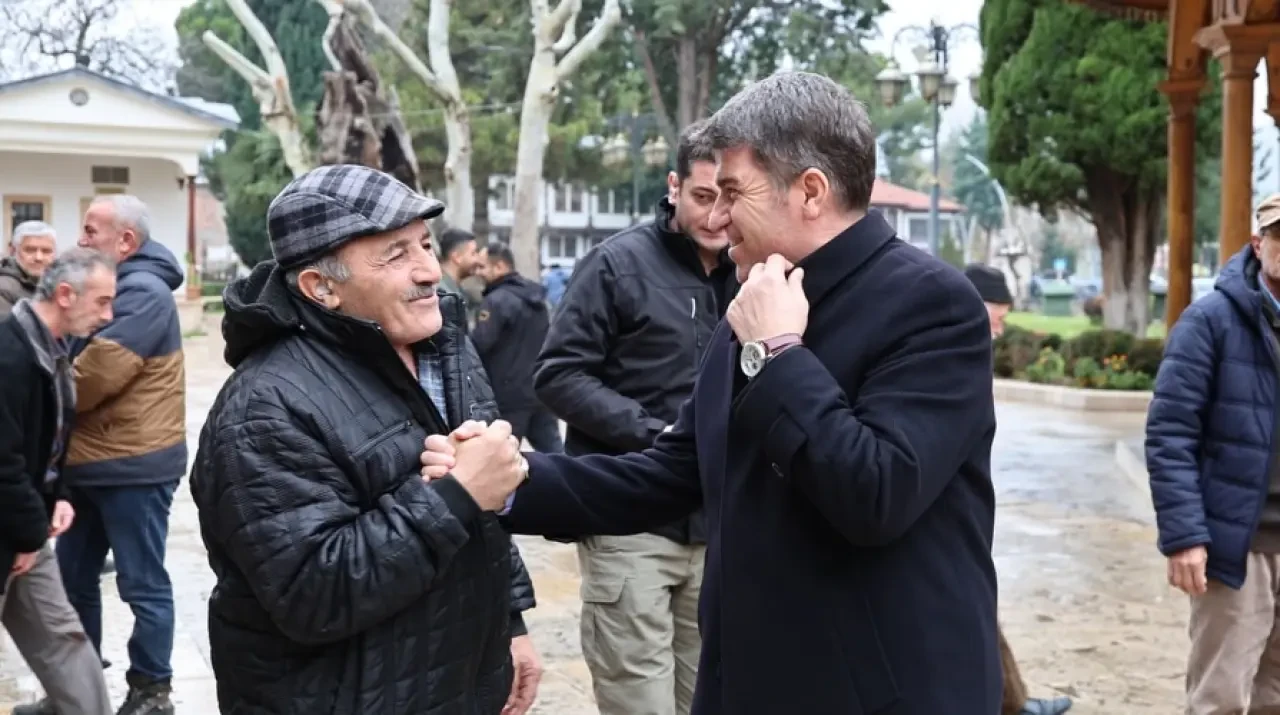 Vali Bakan, Camii’de Vatandaşlarla Buluştu 1