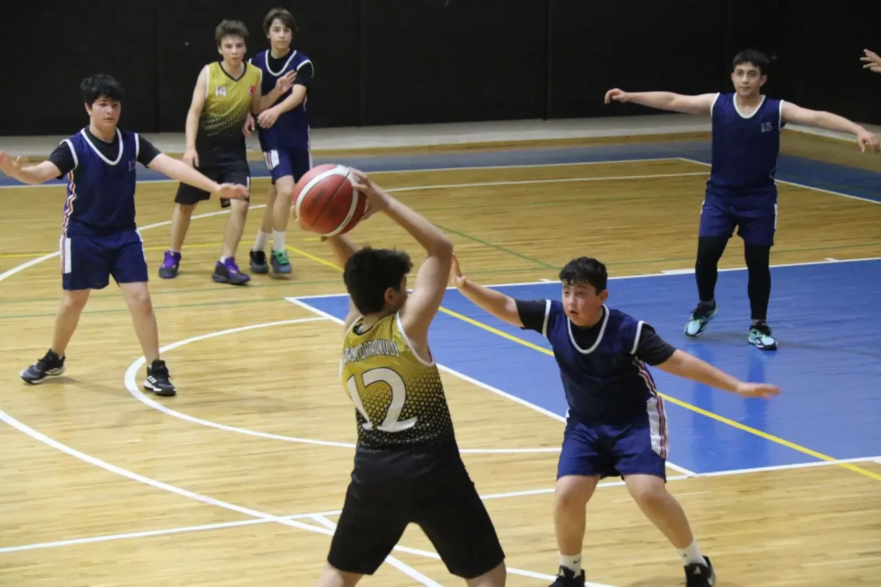 Şampiyon Merzifon! İl Birincisi Oldu 3