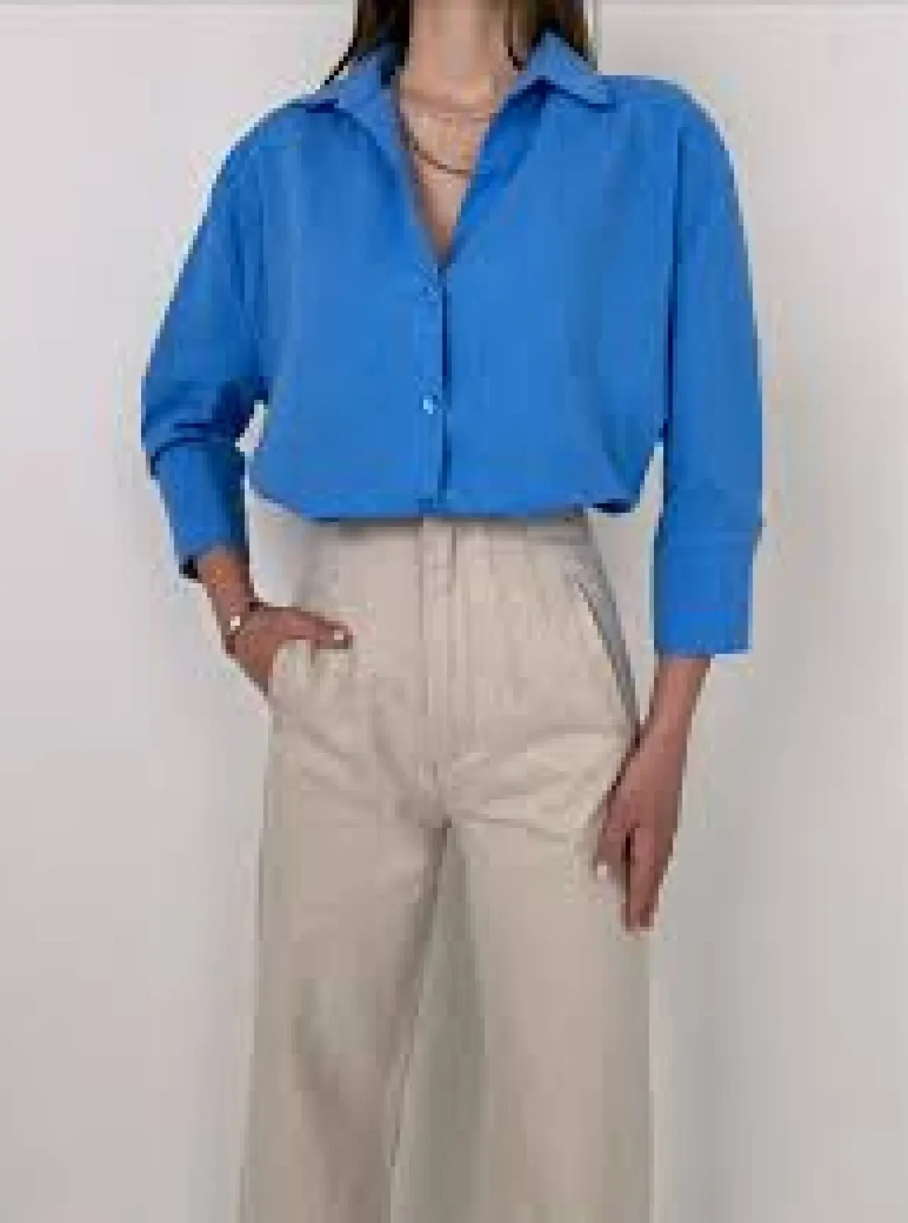 2025’te Gömlek Kombinleri Moda Trendlerine Yön Veriyor 3