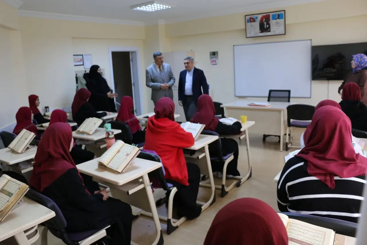 Merzifon’da Manevi Eğitime Yakın Takip 2