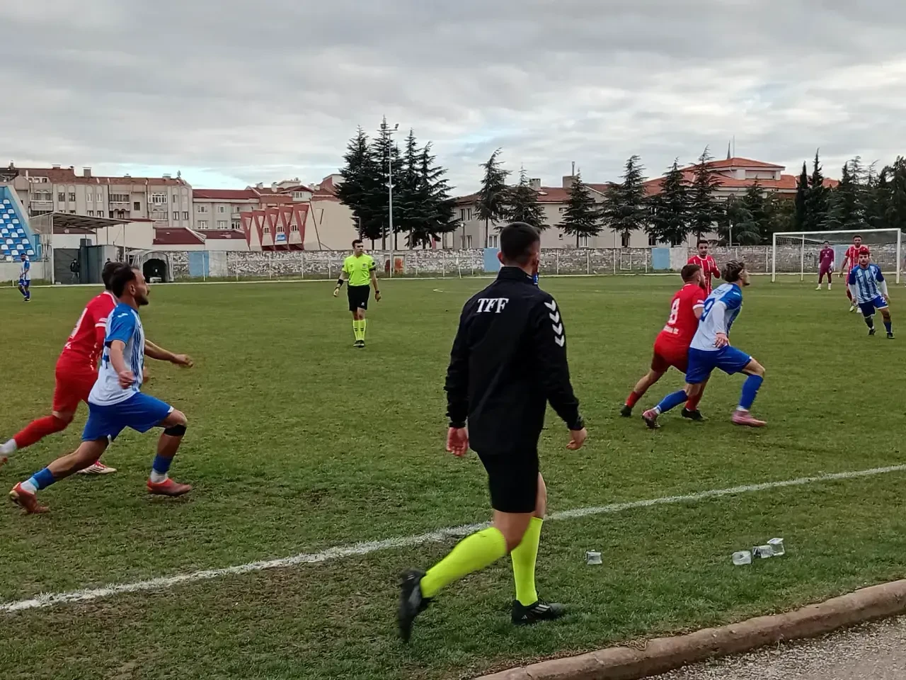 Takım Yok, Futbol Yok, Skor: 0-1 3