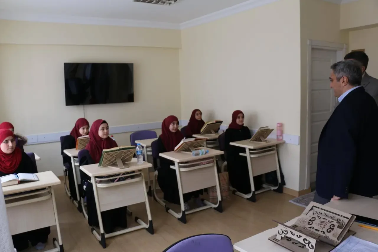 Merzifon’da Manevi Eğitime Yakın Takip 3