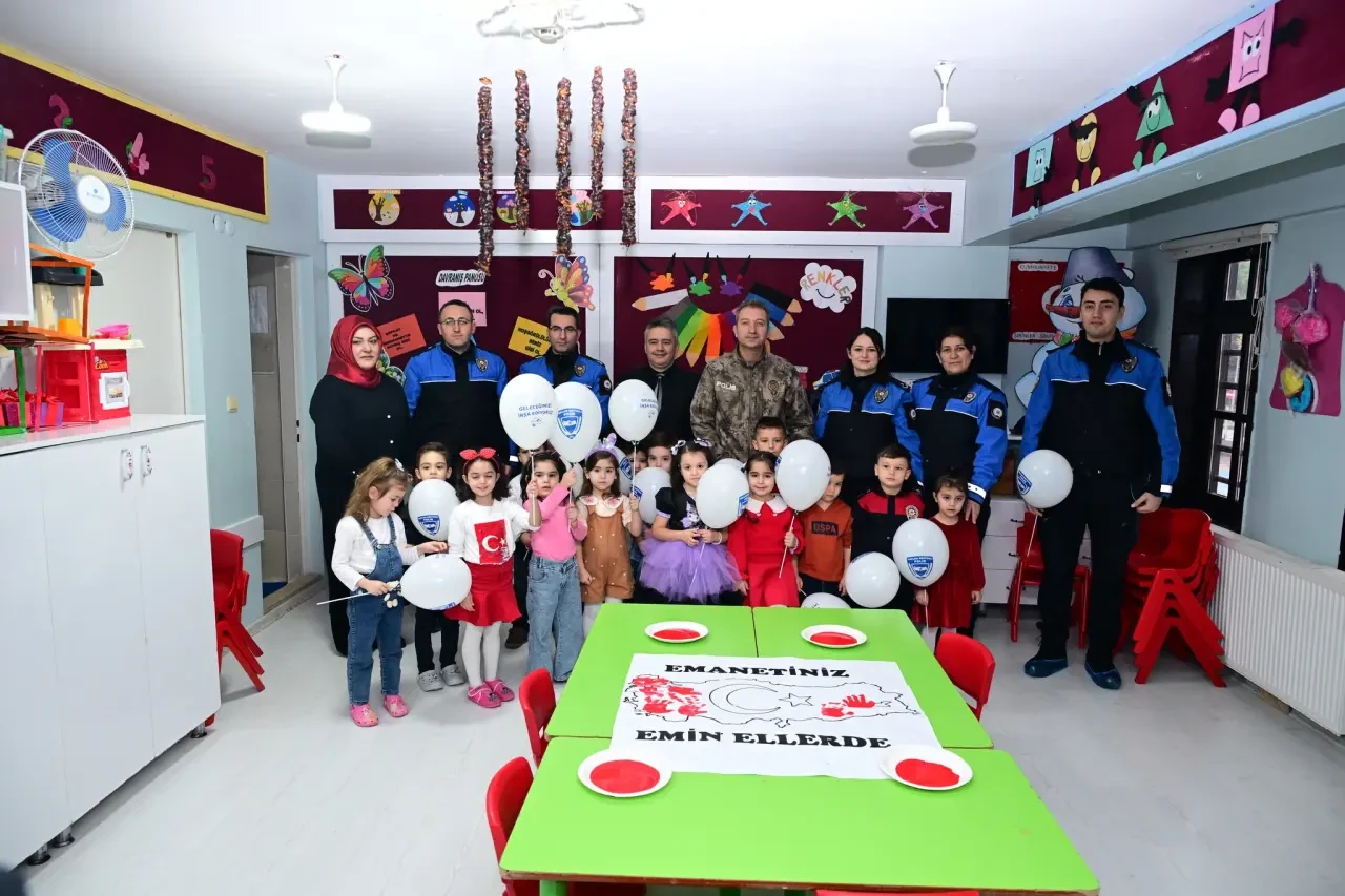 Minik Defne’nin Daveti Karşılıksız Kalmadı 5