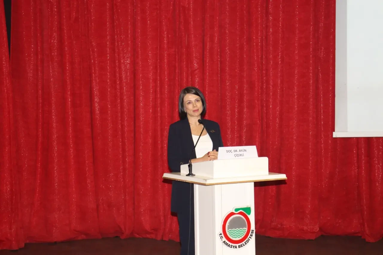 Çiçekli: “İnsan hakları bir duruştur” 1