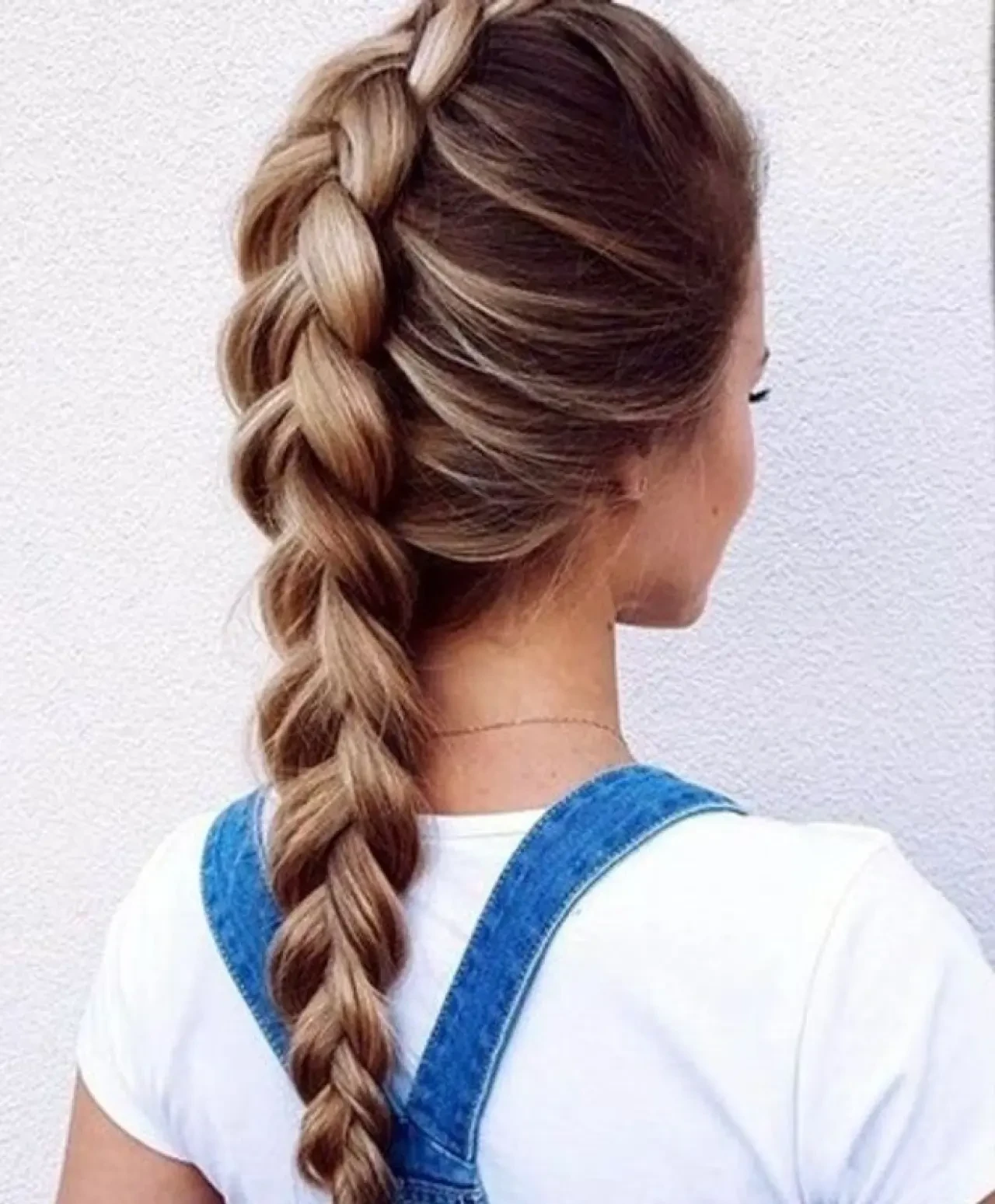 Saç Örmek Saçı Besler mi Yoksa Kırar mı? Uzmanlardan Saç Sağlığına Dair Önemli Uyarılar 1