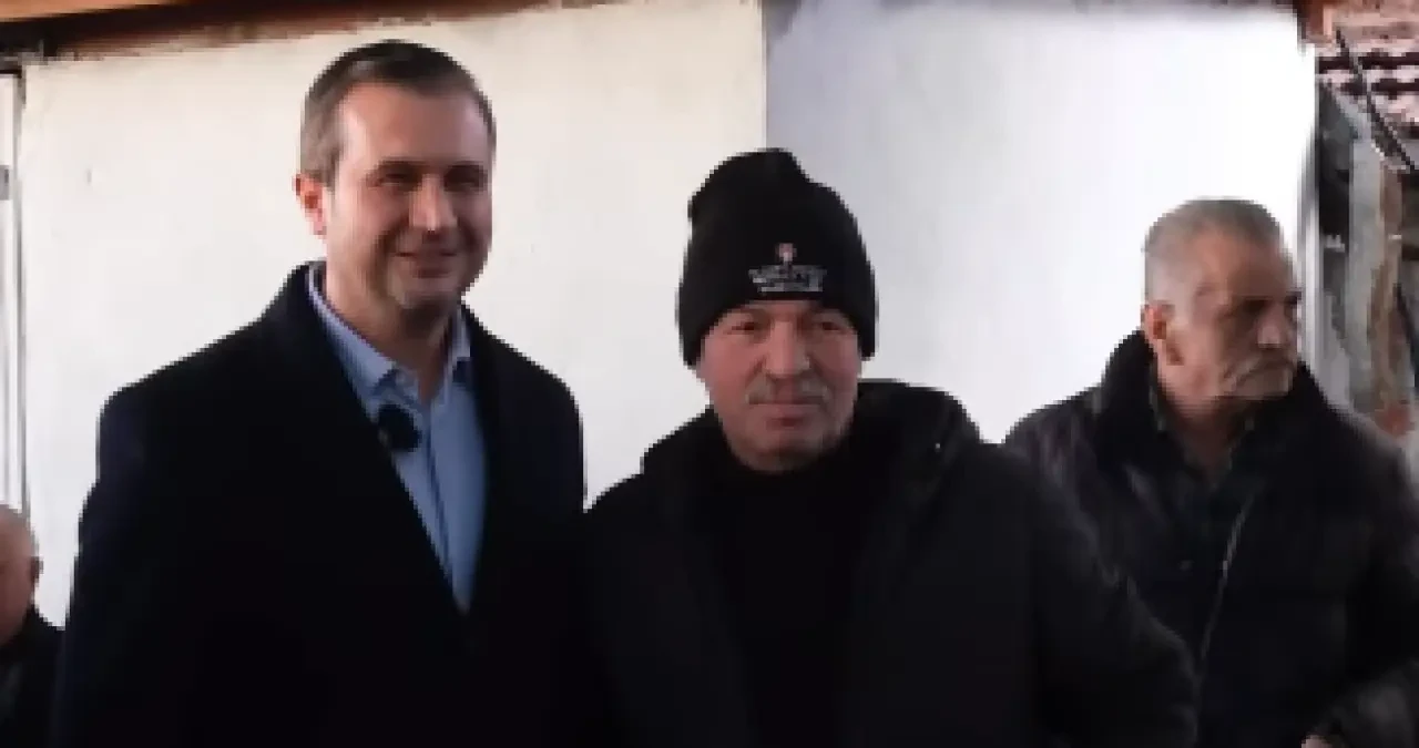 Semt Pazarında AK Parti Heyeti 3