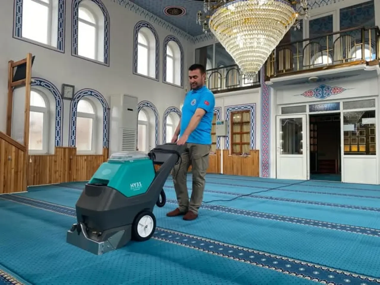 Suluova Belediyesi’nden Cami Temizliği Hizmeti 1