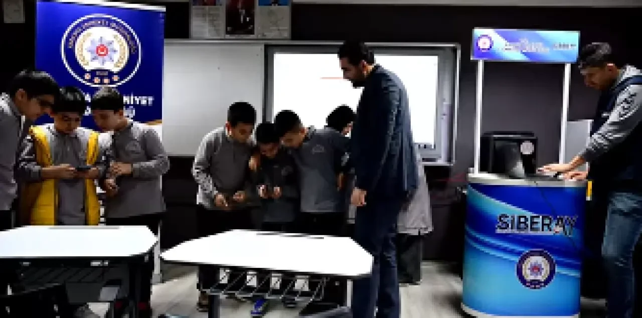 Amasya'da Dijital Dünyanın Kalkanı! 4