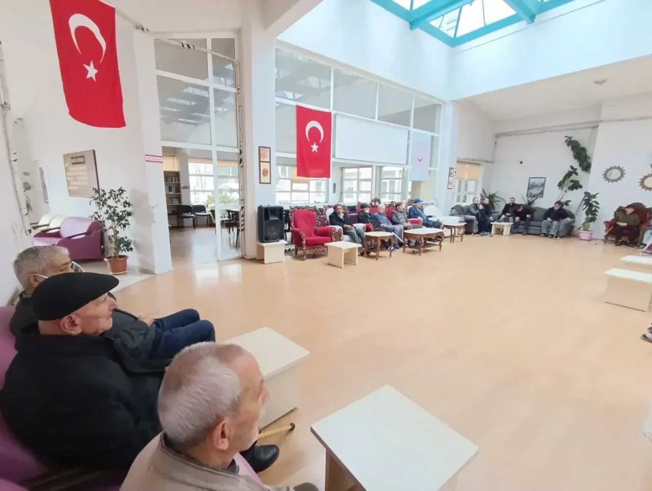 Huzurevinde Üç Aylar Buluşması 3