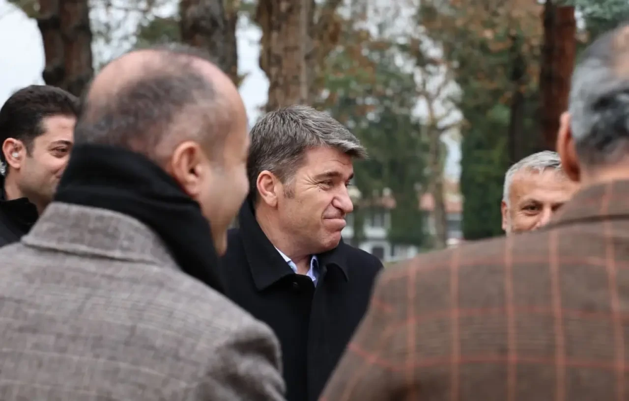 Vali Bakan, Camii’de Vatandaşlarla Buluştu 3