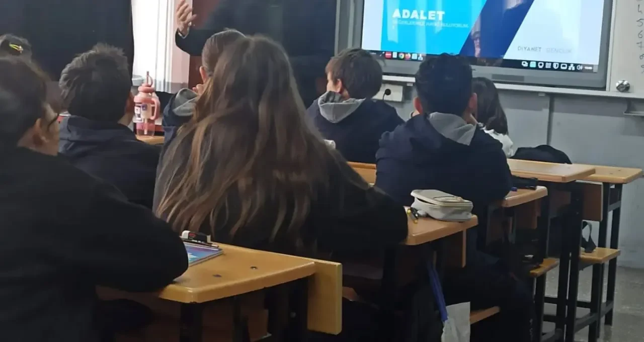 Müftülükten Öğrencilere “Adalet” Konulu Konferans 3