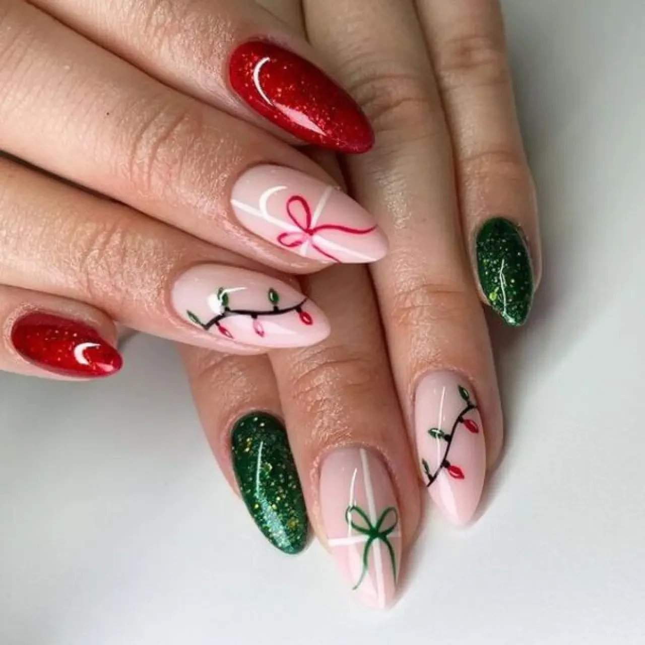 Yeni Yıl Nail Art Trendleri Parlıyor 1