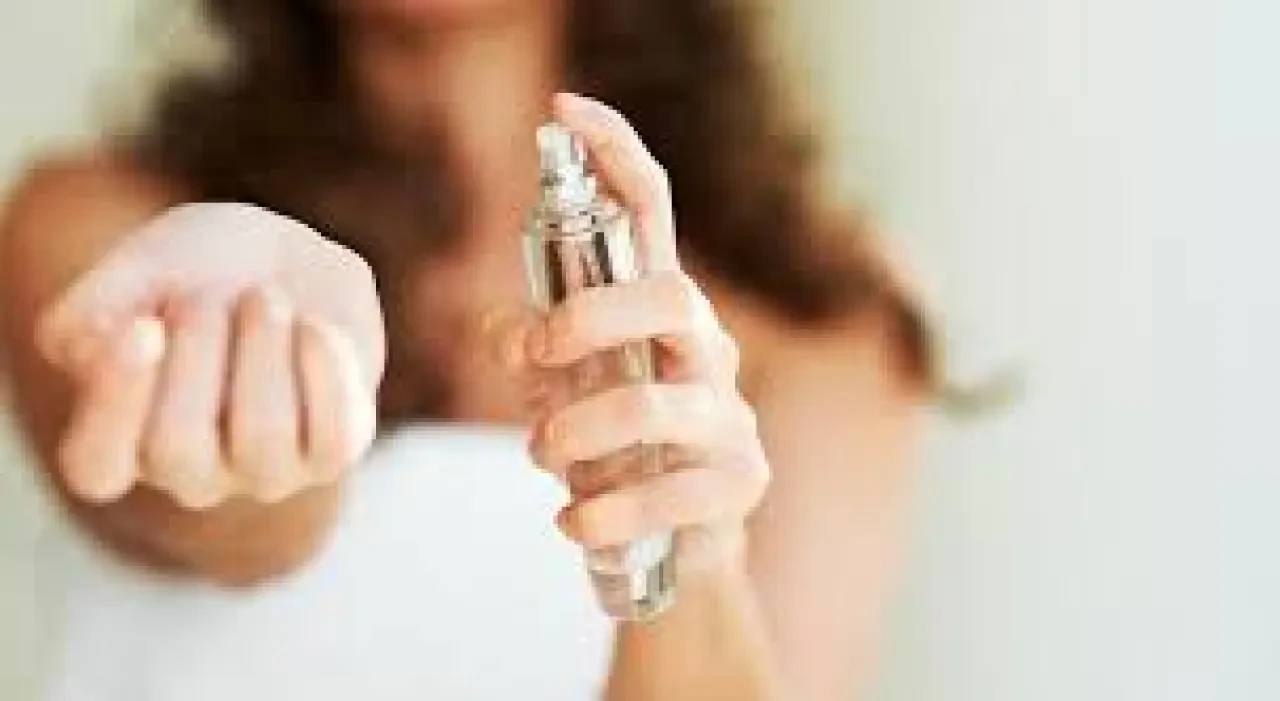 Parfümün Kalıcı Olması İçin Yapılması Gerekenler Nelerdir? İşte Etkili ve Pratik Yöntemler 3