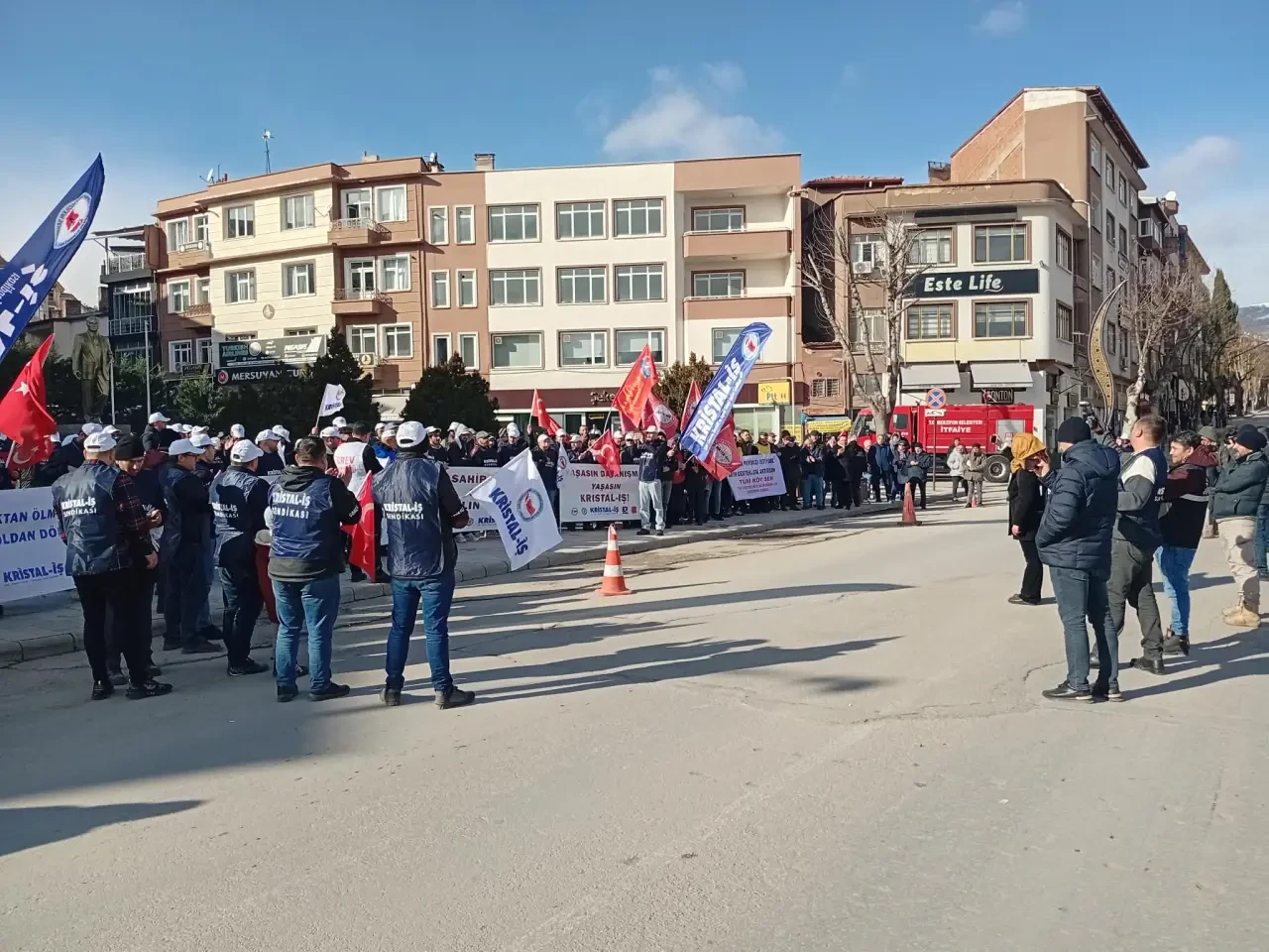 GM Cam Teknik İşçileri Alanlarda! 2