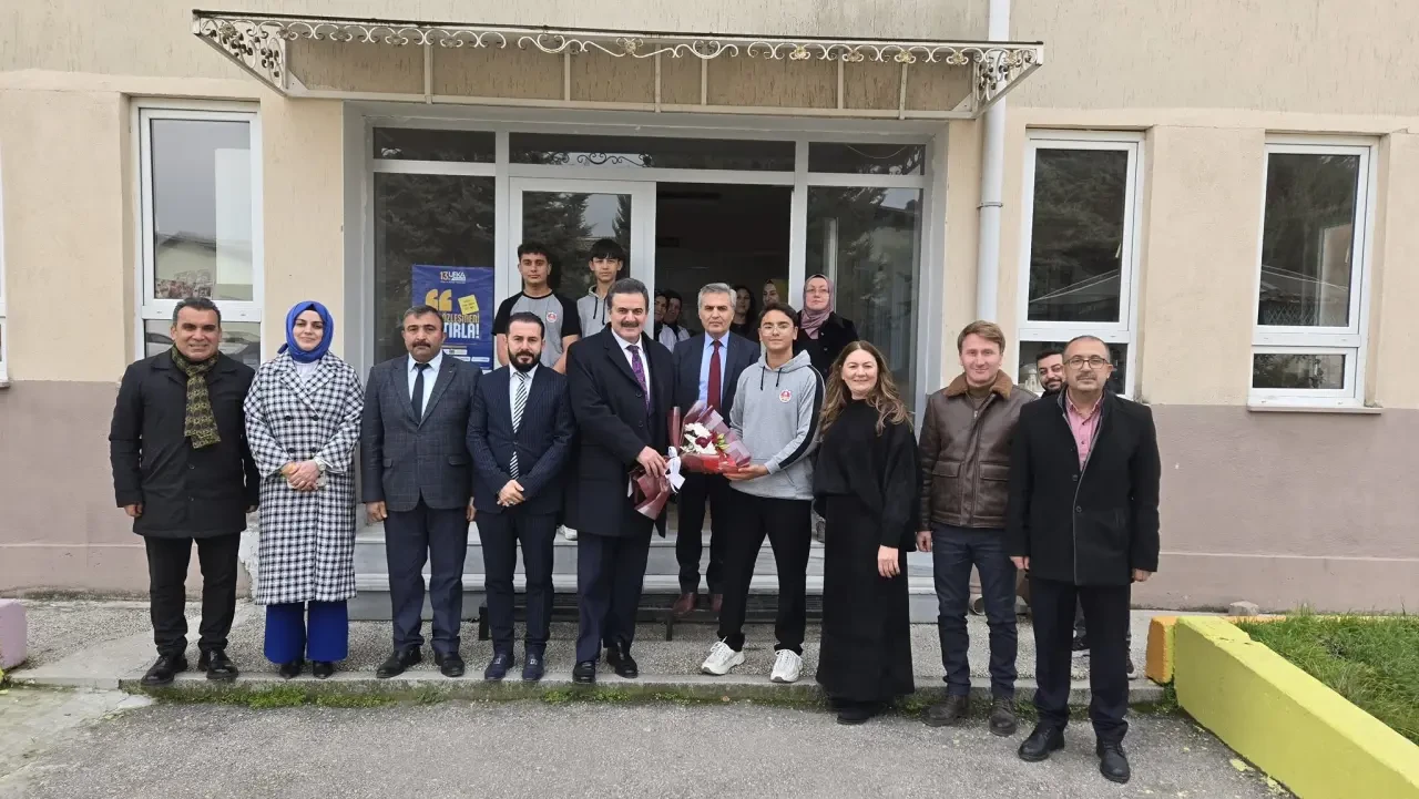 Suluova’da Eğitim Yatırımları Yerinde İncelendi 10