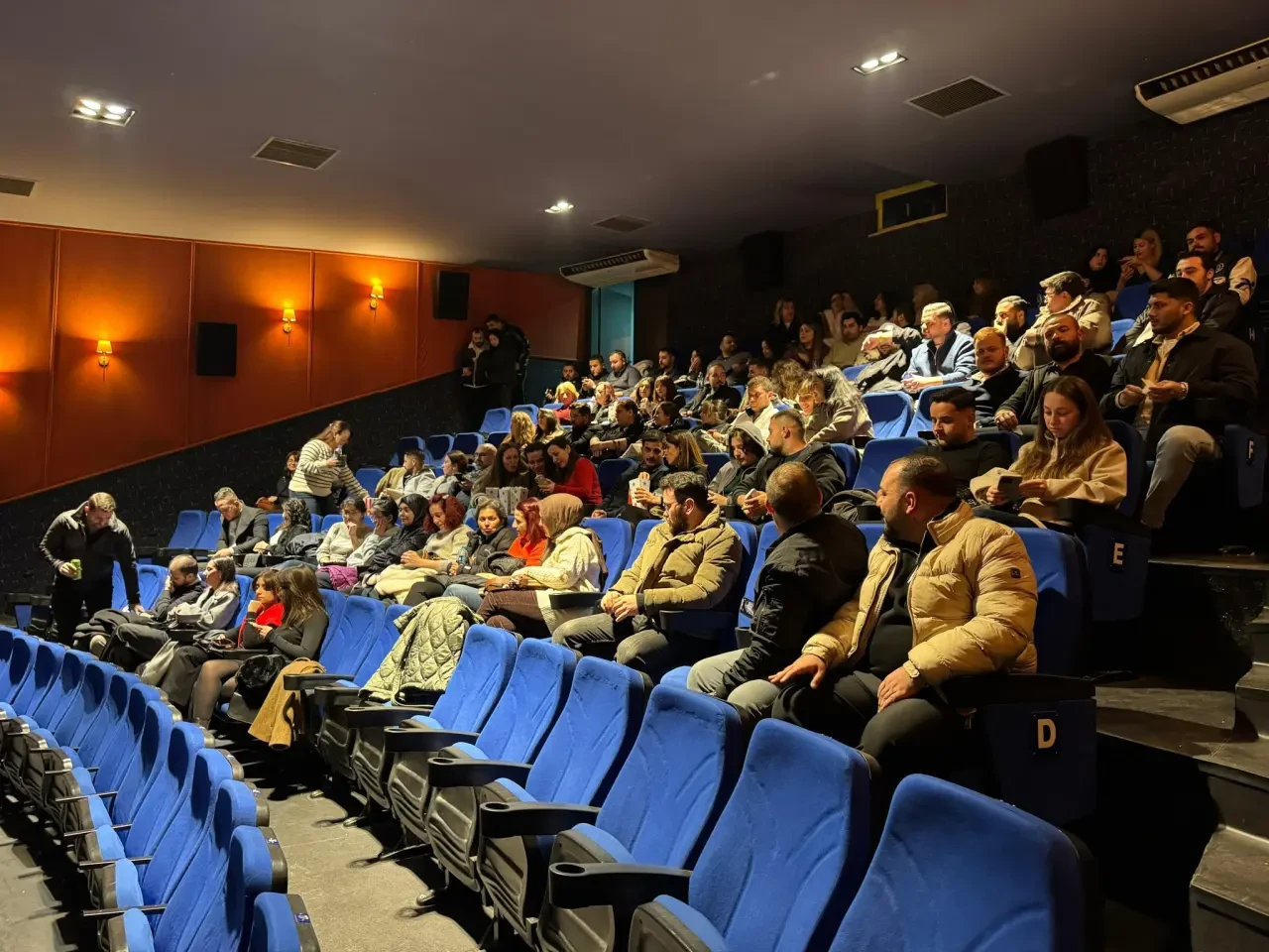 CHP Merzifon Gençlik Kolları’ndan “Yan Yana” Film Gecesi 3