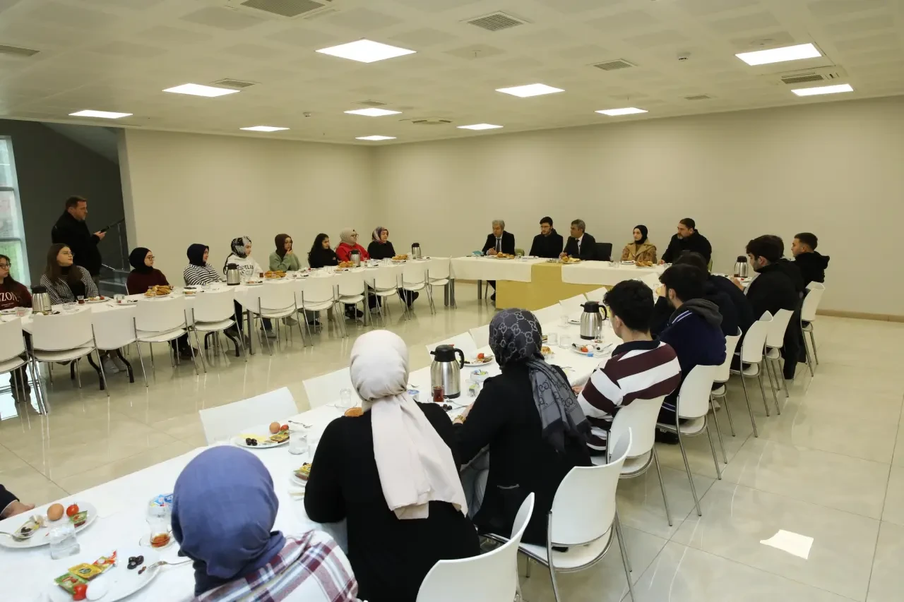 Suluova’da Gençlere Moral Buluşması 3