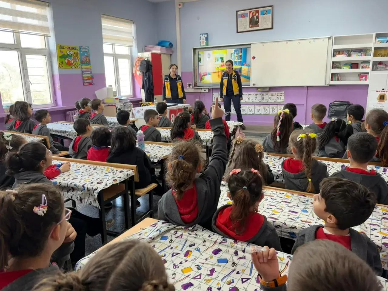 Suluova’da Minik Öğrencilere “Yaşama Yol Ver” Eğitimi 3