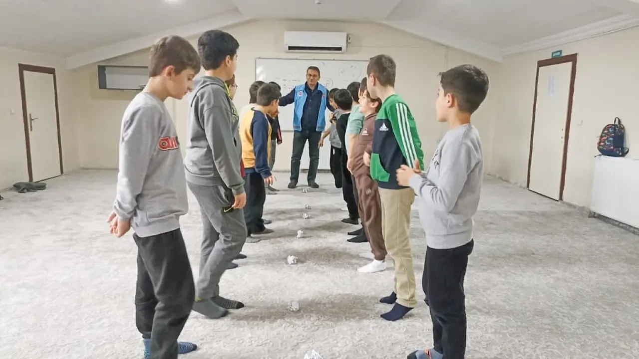 Amasya’da Gençlere Manevi Ara Dönem Kampı 1