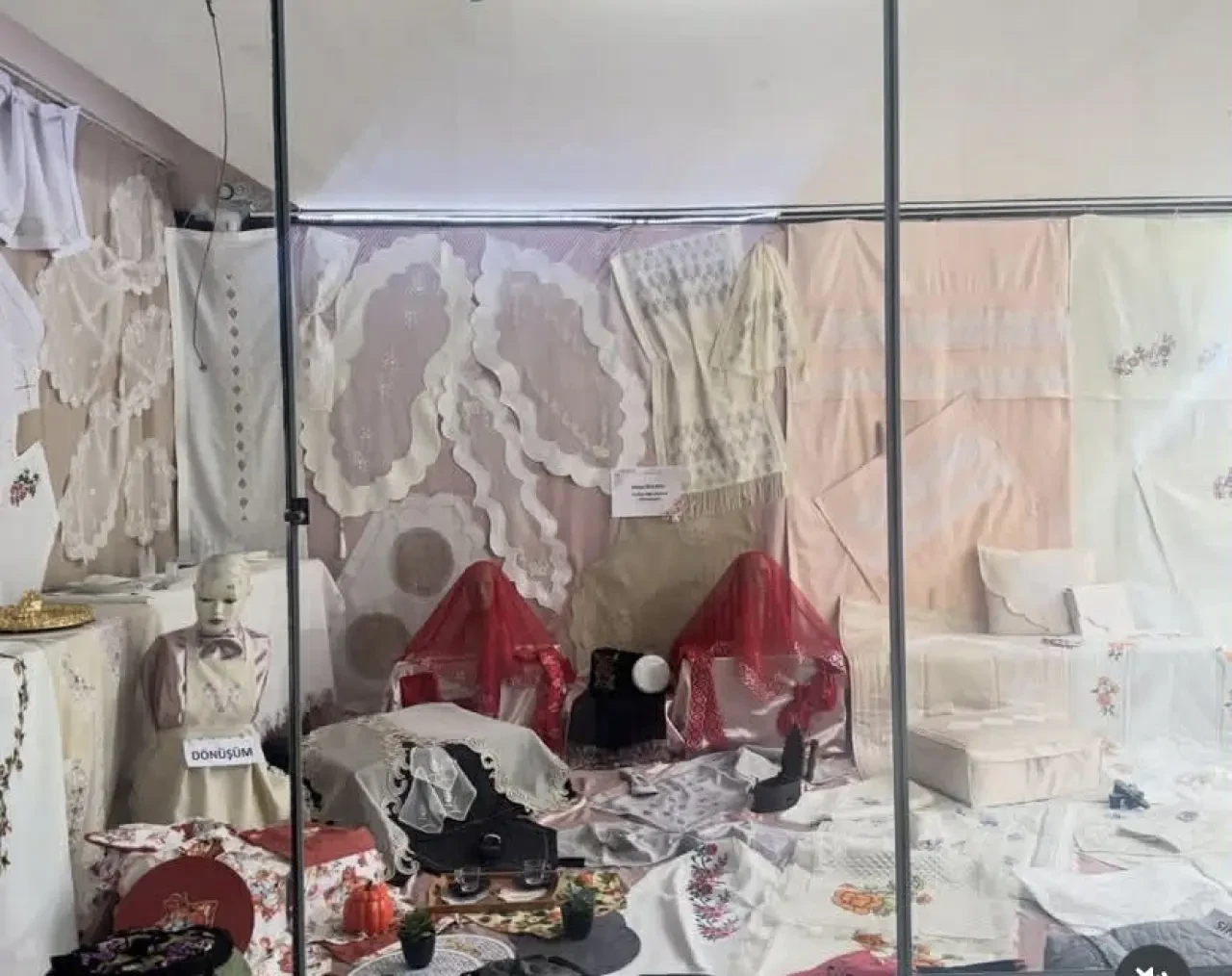 Merzifon Halk Eğitim’den Estetik Sergi 4