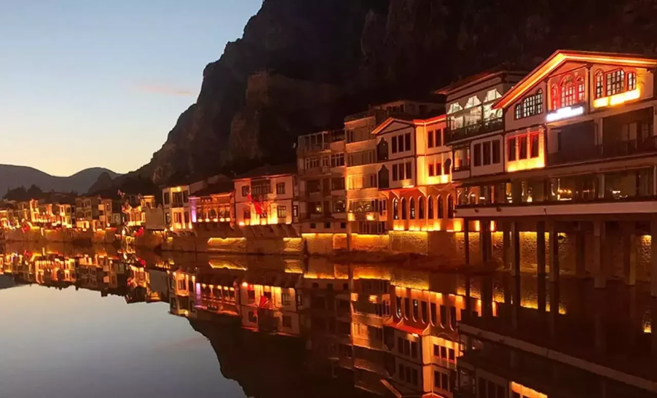 Amasya: Binlerce Yıllık Tarihin Canlı Tanığı 4