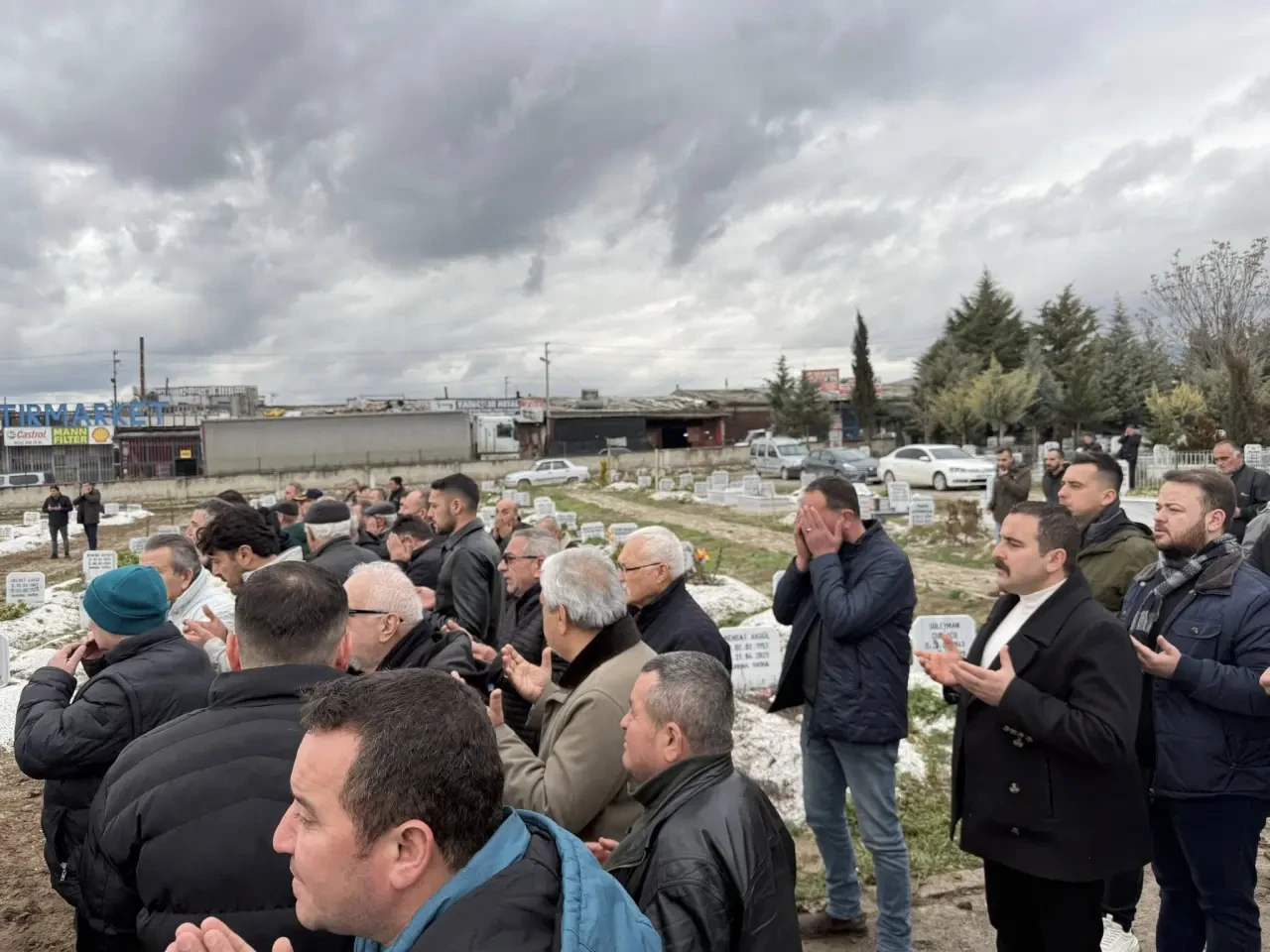 Yusuf İşler Son Yolculuğuna Uğurlandı 3