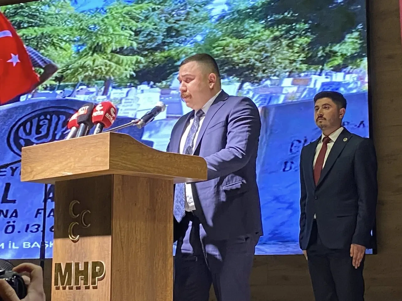 MHP’LİLER İSTİŞARE TOPLANTISINDA BİRARAYA GELDİ 4