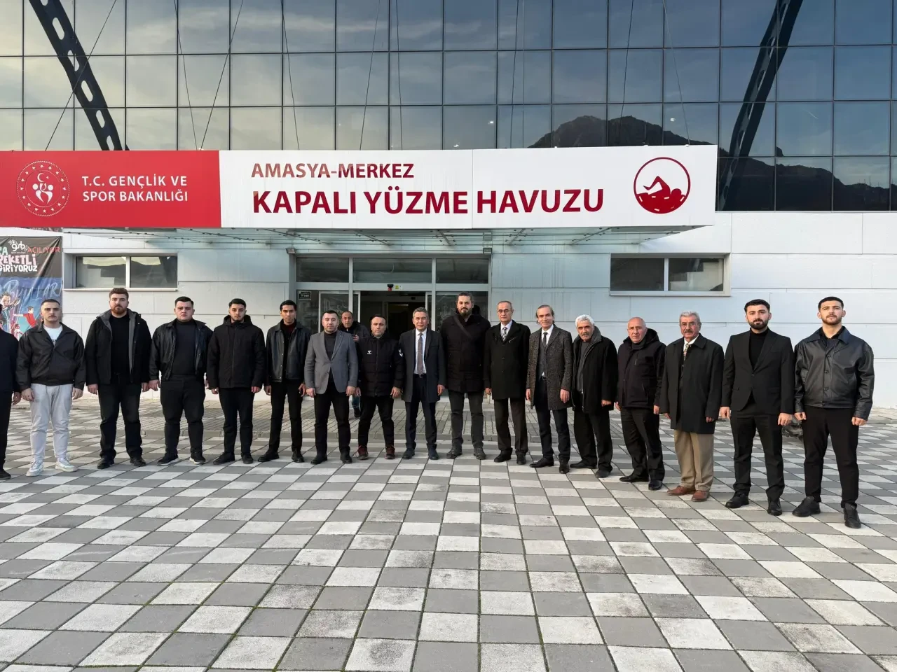 MHP Amasya’dan Yüzme Kursuna Ziyareti 3