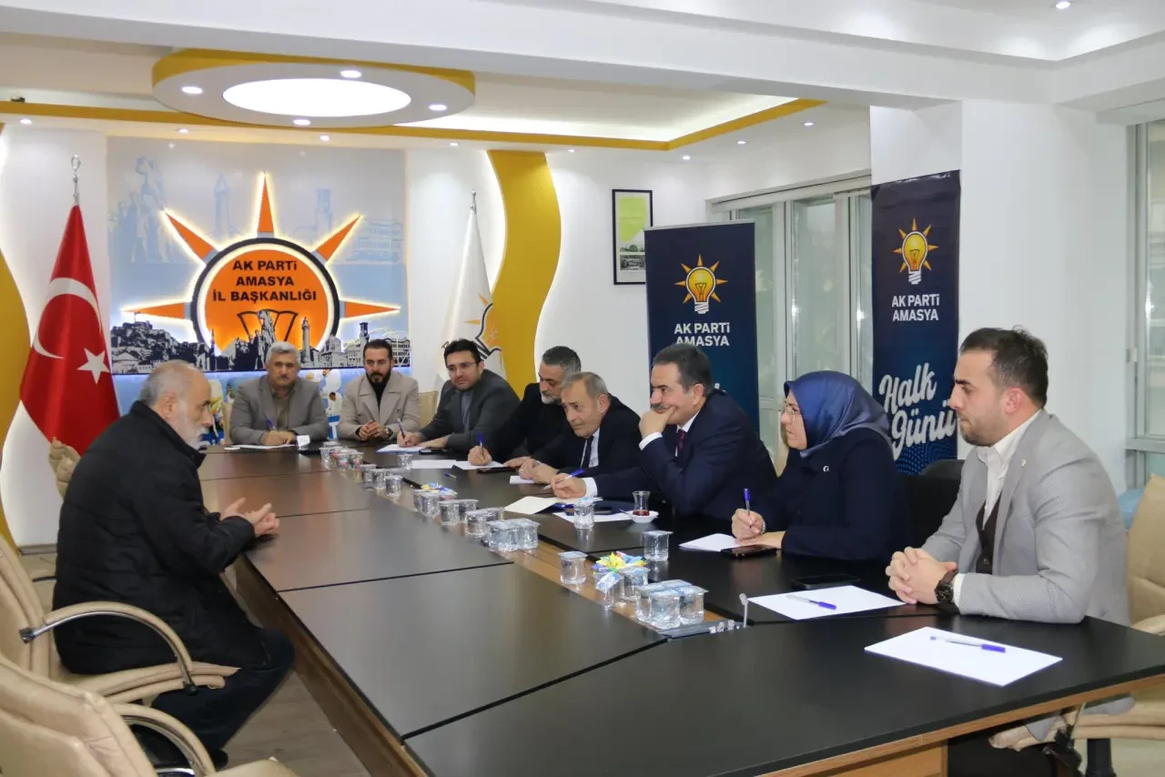 AK Parti Amasya İl Başkanlığı’nda Halk Günü Buluşması 1