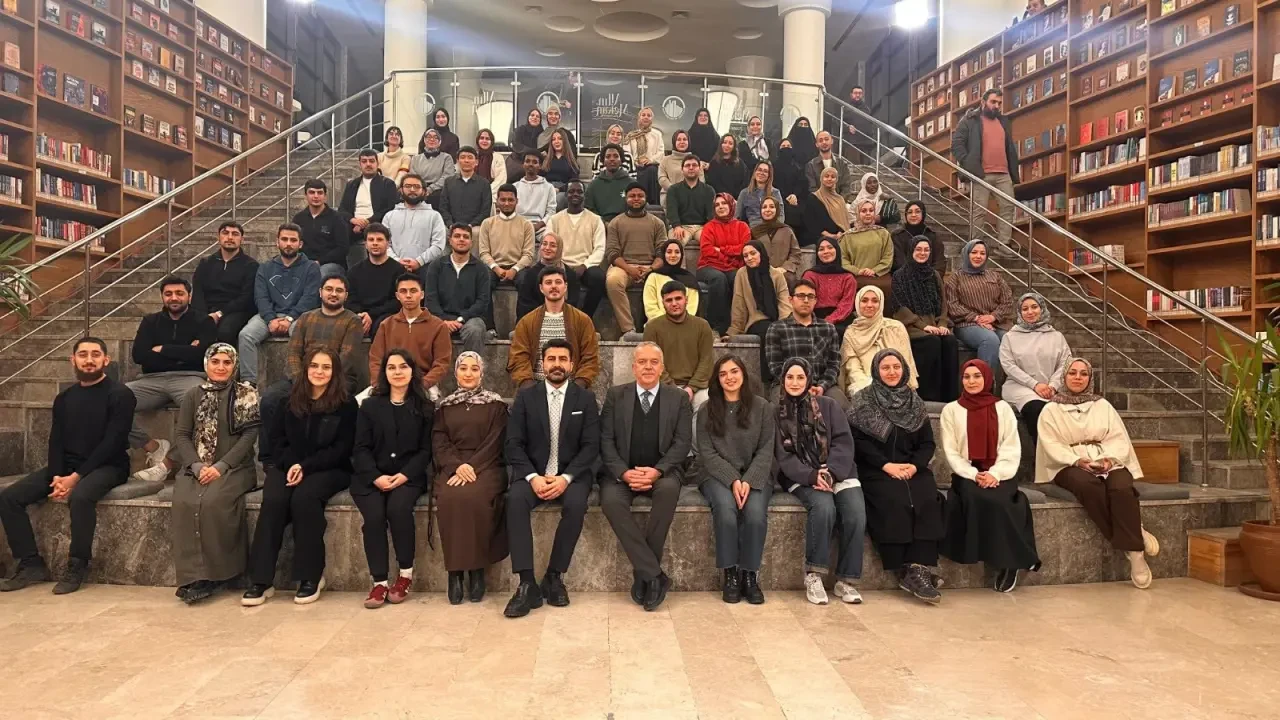 Amasya Üniversitesi Rektörü Turabi, Diyanet TV’de 3