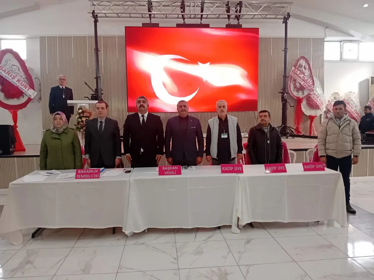 Üyelerden Seçgen’e Güven Oyu 4